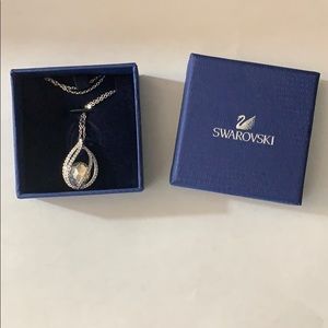 Swarovski Megan Pendant 1071202